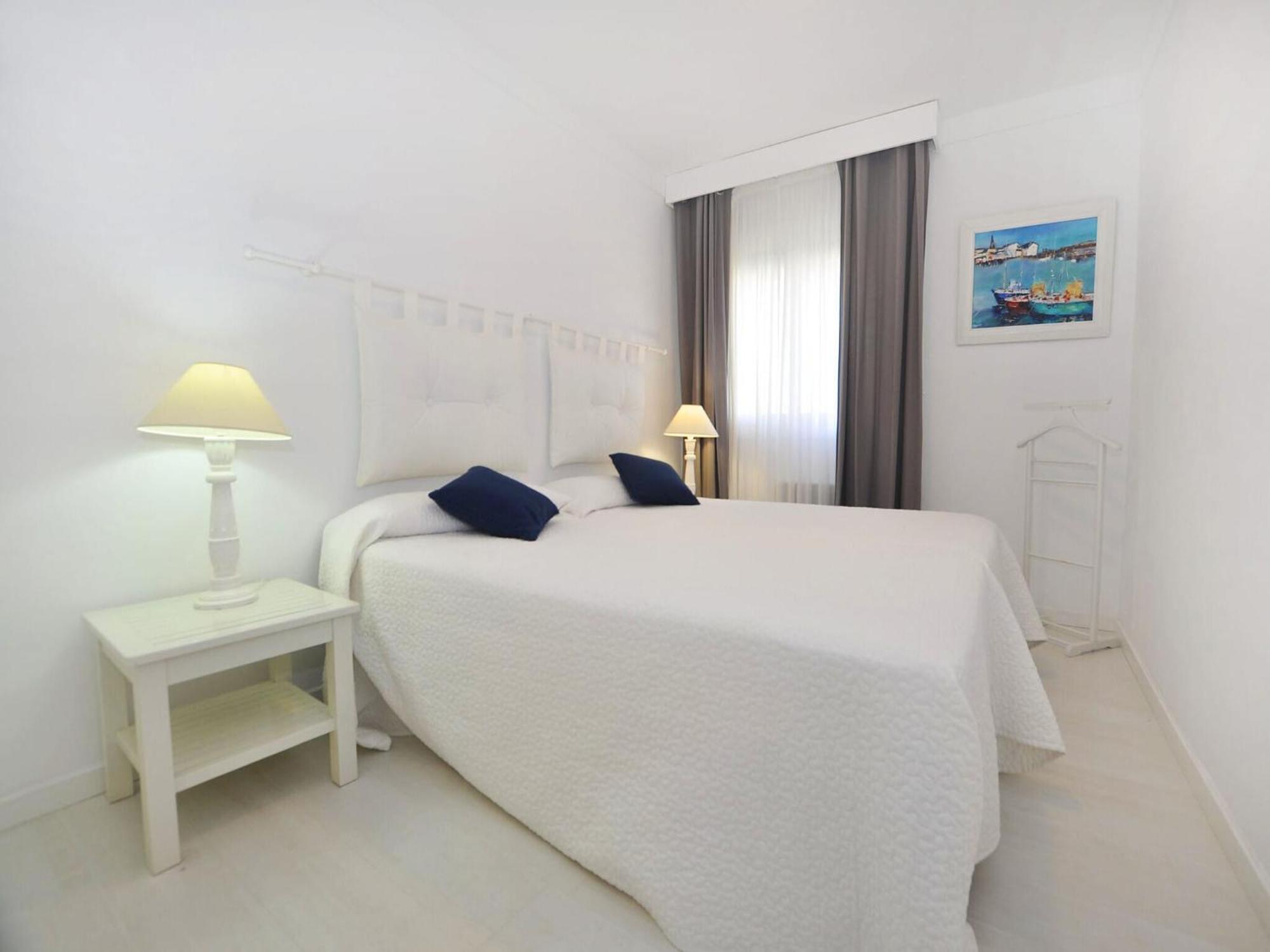 Apartment Sea-view In Near Roses